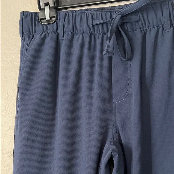 Like New! CoalaTree Trailhead Pants in Dark Blue in SIze M-Slim